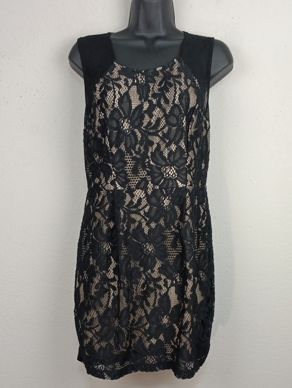Women's Black Lace Overlay Mini Dress with Nude Underlay Scoop Neck Sleeveless M